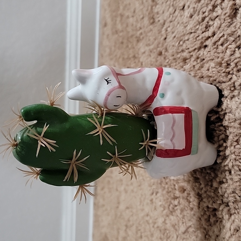 Donkey decor